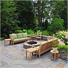 circle-bluestone-patio.jpg